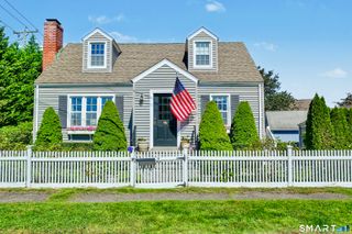 11 Oldfield Drive, Fairfield, CT 06824