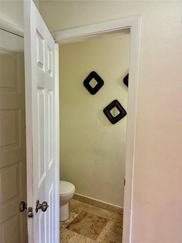 2058 Champions Way 2058, North Lauderdale, FL 33068