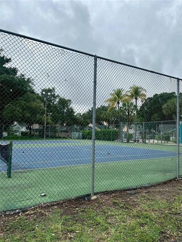 2058 Champions Way 2058, North Lauderdale, FL 33068