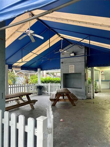 2058 Champions Way 2058, North Lauderdale, FL 33068