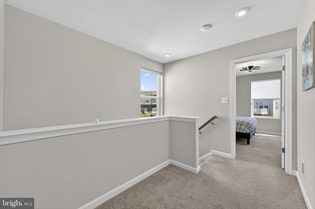 159 PRESIDENTS POINTE AVE, Ranson, WV 25438