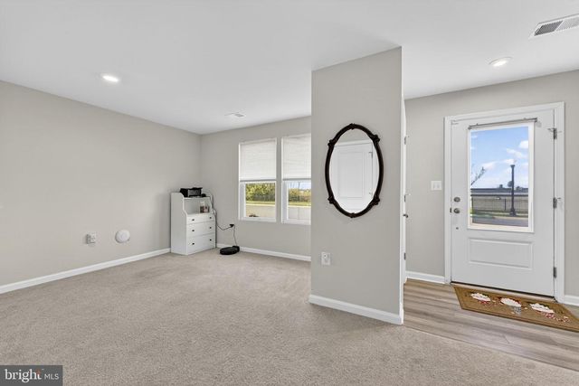 159 PRESIDENTS POINTE AVE, Ranson, WV 25438