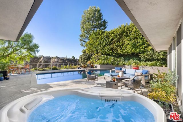3523 Beverly Ridge Drive, Sherman Oaks, CA 91423