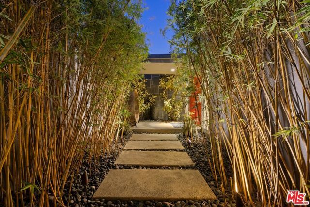 3523 Beverly Ridge Drive, Sherman Oaks, CA 91423