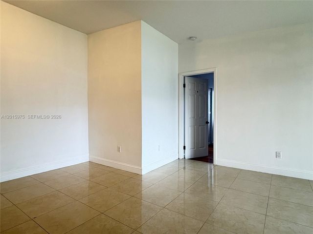 9703 Hammocks Blvd 202, Miami, FL 33196