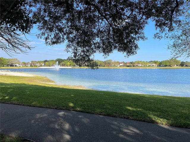9703 Hammocks Blvd 202, Miami, FL 33196