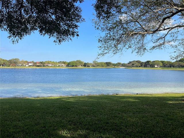 9703 Hammocks Blvd 202, Miami, FL 33196