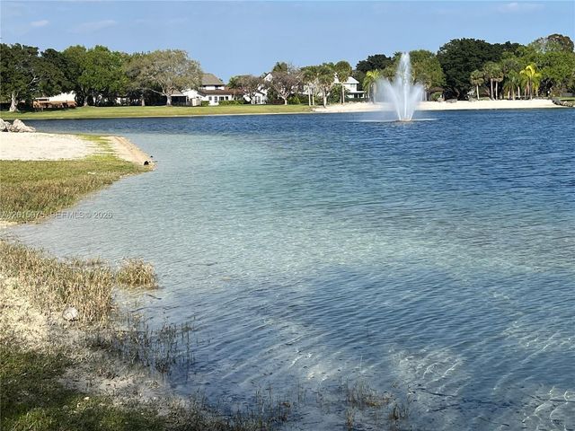 9703 Hammocks Blvd 202, Miami, FL 33196