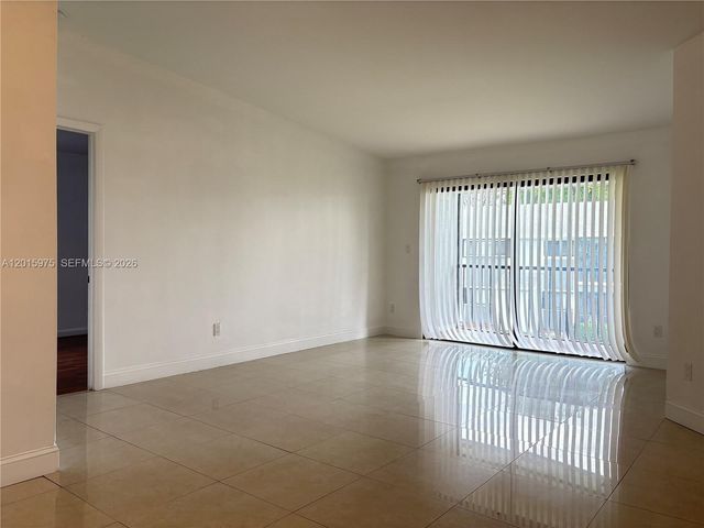 9703 Hammocks Blvd 202, Miami, FL 33196