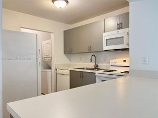 9703 Hammocks Blvd 202, Miami, FL 33196