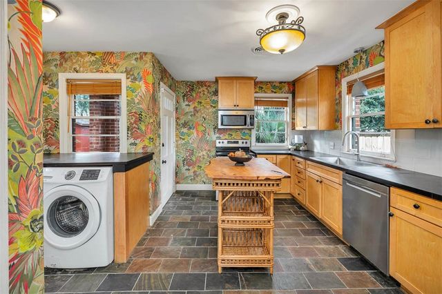 1700 Walnut Ave, Brunswick, GA 31520