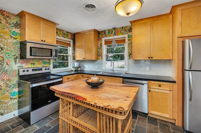 1700 Walnut Ave, Brunswick, GA 31520