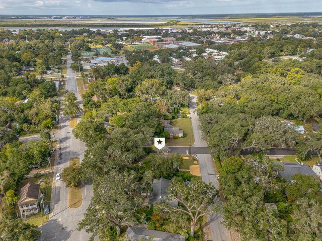 1700 Walnut Ave, Brunswick, GA 31520