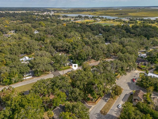 1700 Walnut Ave, Brunswick, GA 31520