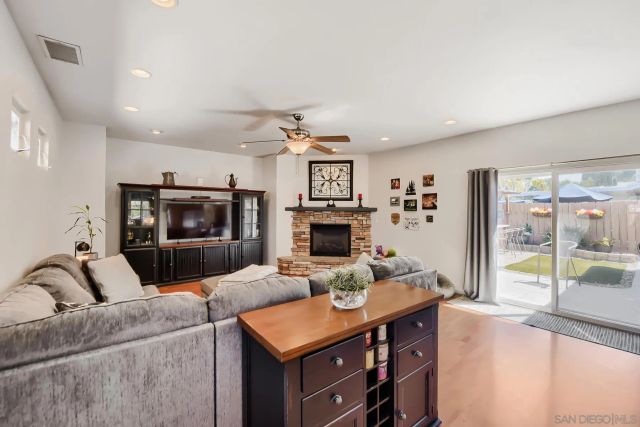 9322 LAKE COUNTRY DRIVE, Santee, CA 92071