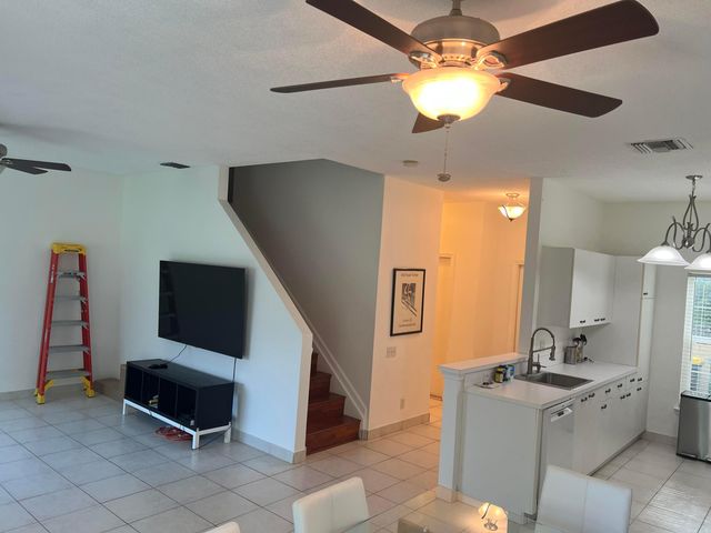 4878 SW 32nd Terrace, Fort Lauderdale, FL 33312