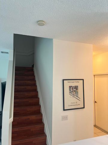4878 SW 32nd Terrace, Fort Lauderdale, FL 33312