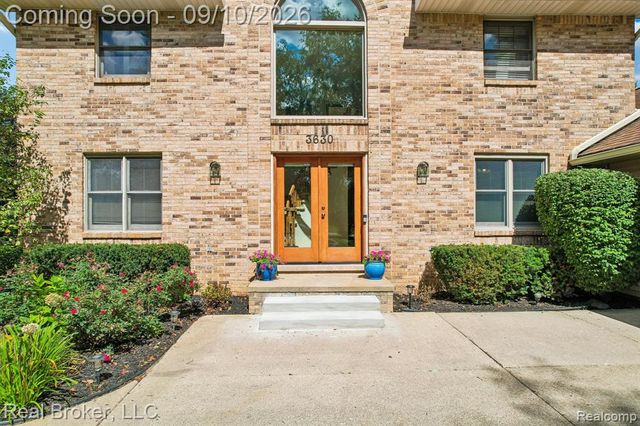 3630 Car Drive, Commerce Twp, MI 48382