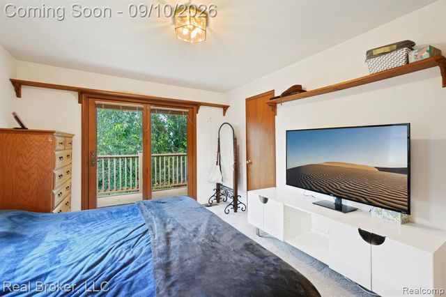 3630 Car Drive, Commerce Twp, MI 48382