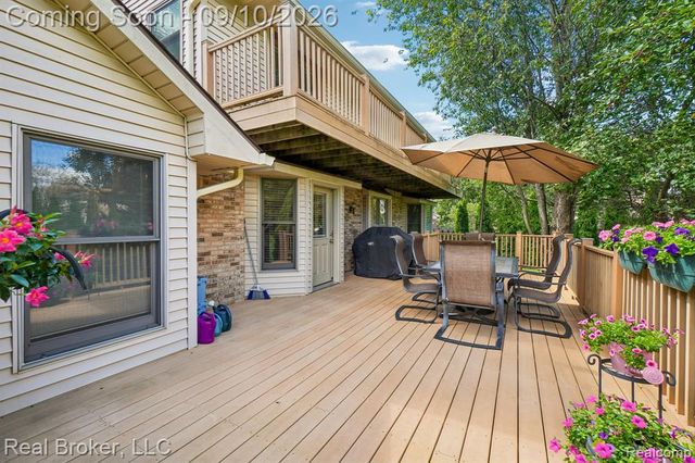 3630 Car Drive, Commerce Twp, MI 48382