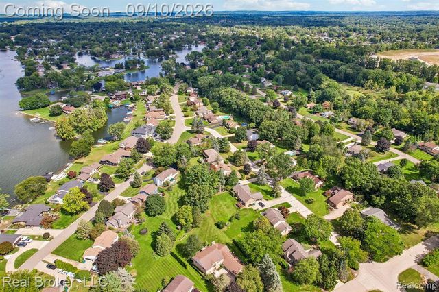 3630 Car Drive, Commerce Twp, MI 48382