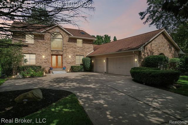 3630 Car Drive, Commerce Twp, MI 48382