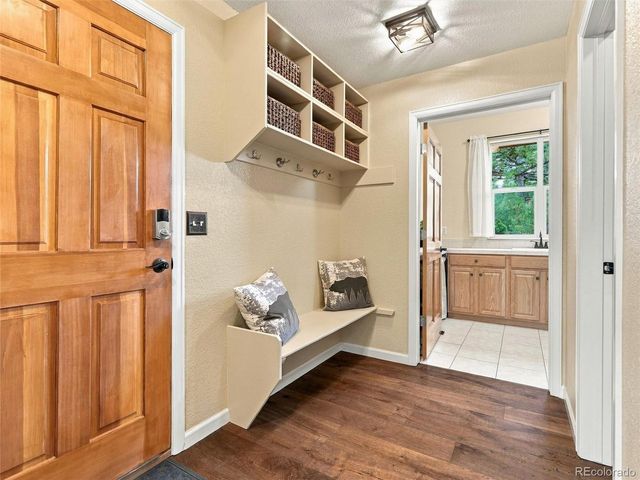 26245 Sweetbriar Trl, Evergreen, CO 80439