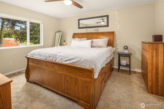 1216 200th Avenue E, Lake Tapps, WA 98391