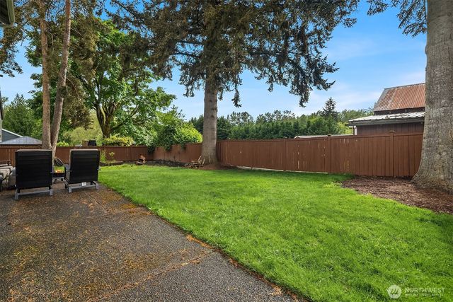 1216 200th Avenue E, Lake Tapps, WA 98391