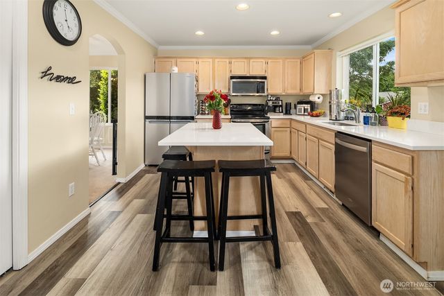 1216 200th Avenue E, Lake Tapps, WA 98391