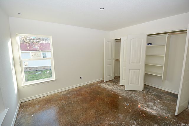 554 Burr Oak, Canyon Lake, TX 78133