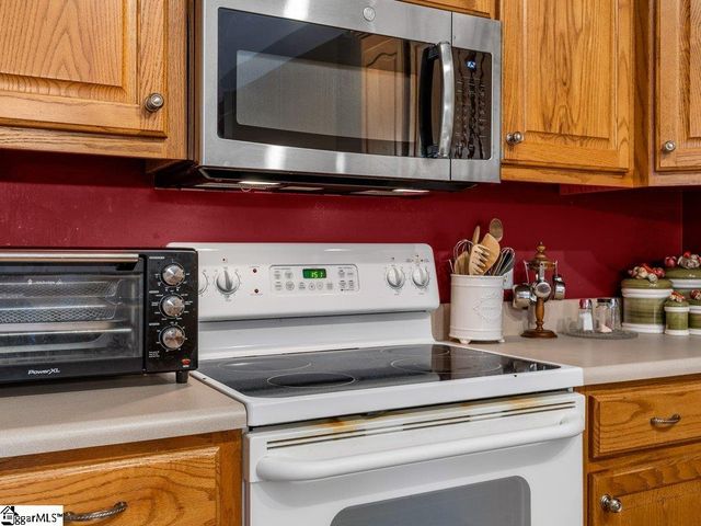 404 Shallowford Drive, Boiling Springs, SC 29316