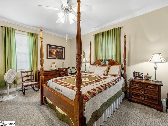 404 Shallowford Drive, Boiling Springs, SC 29316