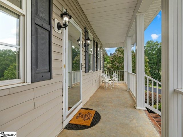 404 Shallowford Drive, Boiling Springs, SC 29316