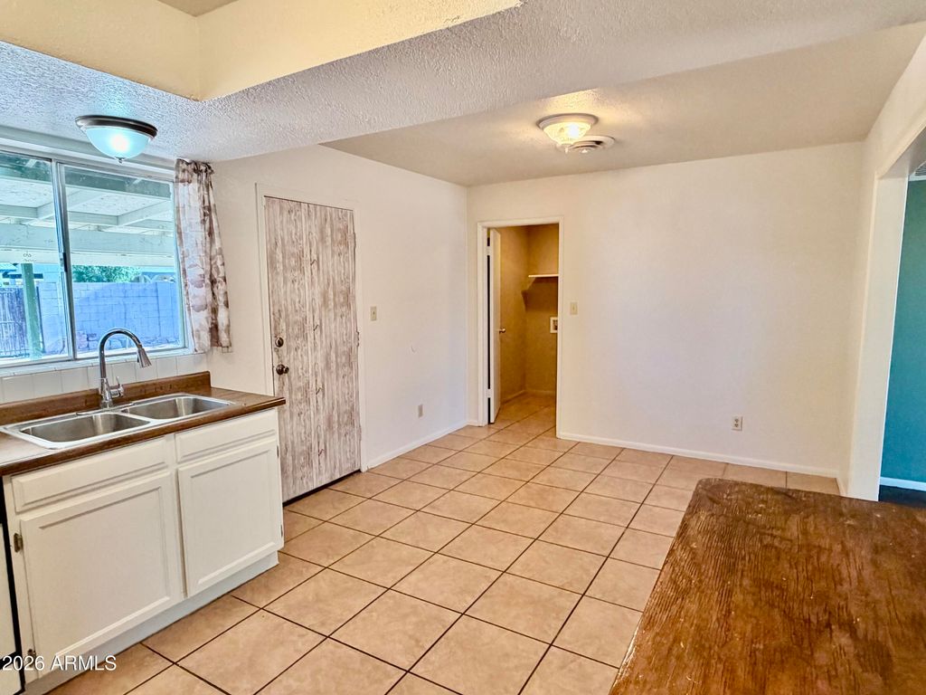 525 E JUDI Drive, Casa Grande, AZ 85122 — photo 5