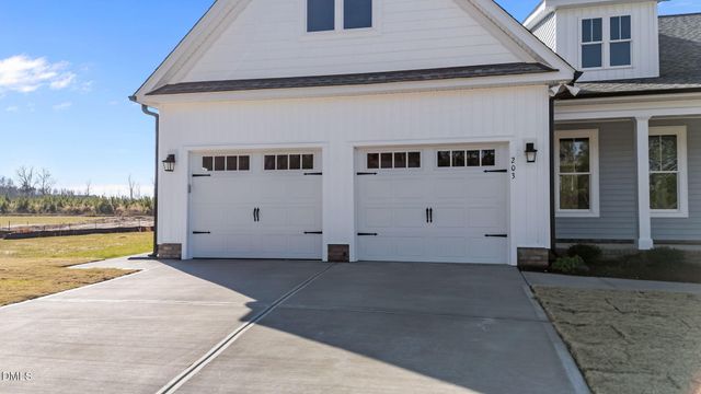 203 Little Lady Trail, Zebulon, NC 27597