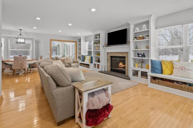 7970 Summit DRIVE, Delavan, WI 53115