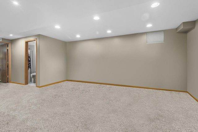 7970 Summit DRIVE, Delavan, WI 53115