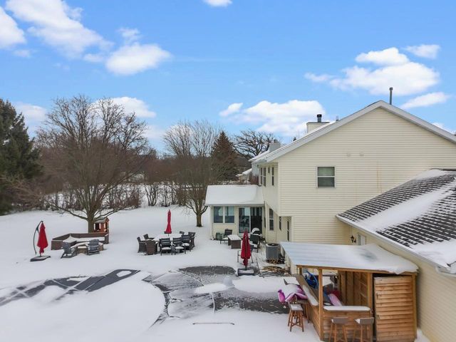 7970 Summit DRIVE, Delavan, WI 53115