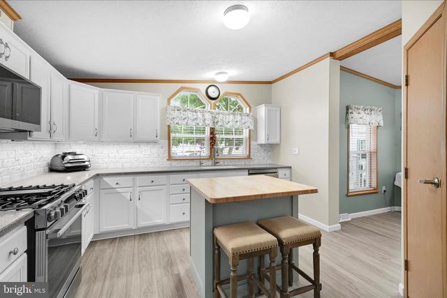 108 SUMMERS DR, Lancaster, PA 17601