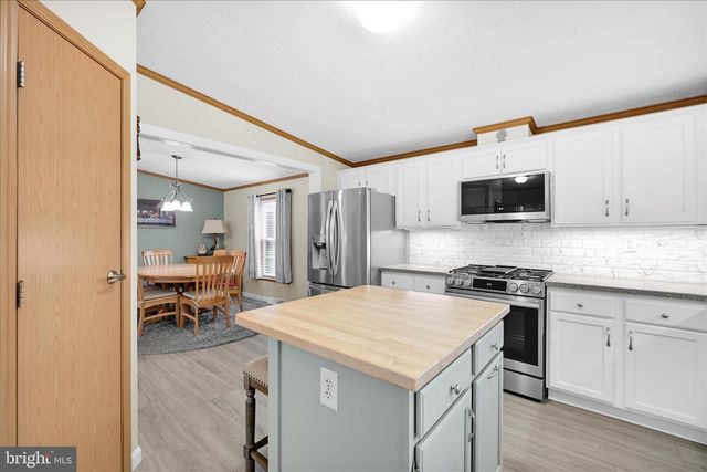 108 SUMMERS DR, Lancaster, PA 17601