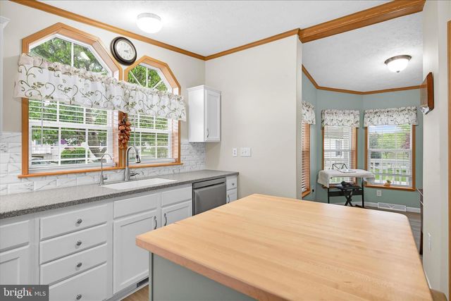 108 SUMMERS DR, Lancaster, PA 17601