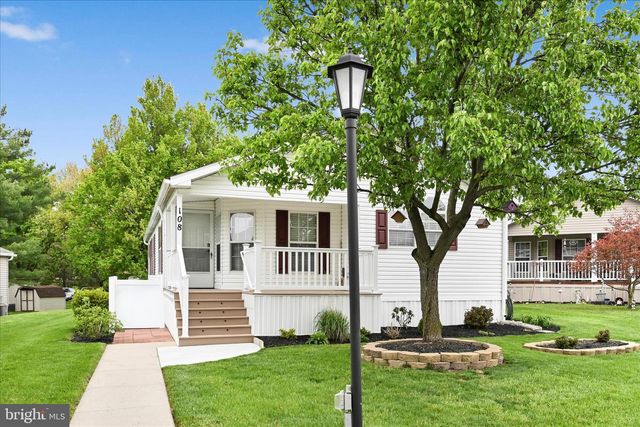 108 SUMMERS DR, Lancaster, PA 17601