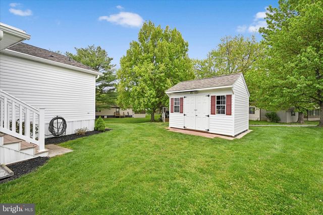 108 SUMMERS DR, Lancaster, PA 17601