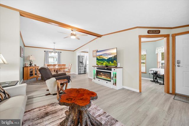 108 SUMMERS DR, Lancaster, PA 17601