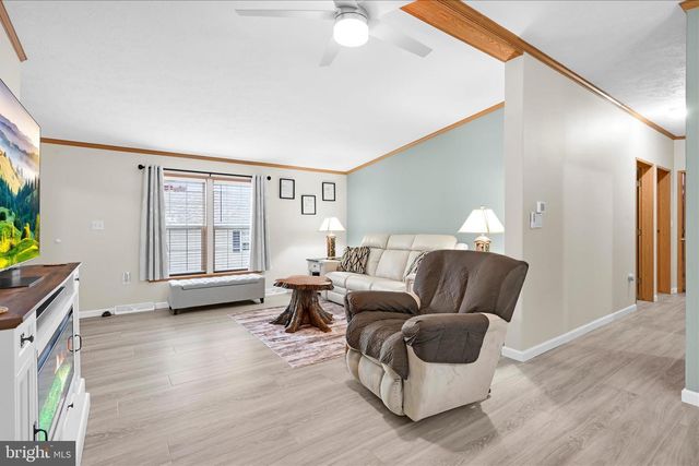 108 SUMMERS DR, Lancaster, PA 17601