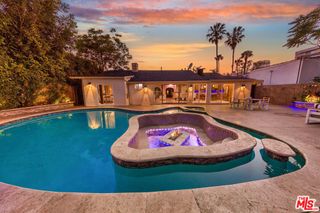 1416 Pandora Avenue, Los Angeles, CA 90024