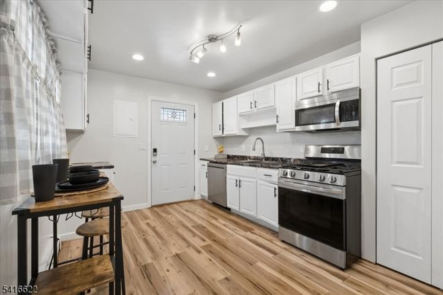 117 Winthrop Rd, Edison Twp., NJ 08817