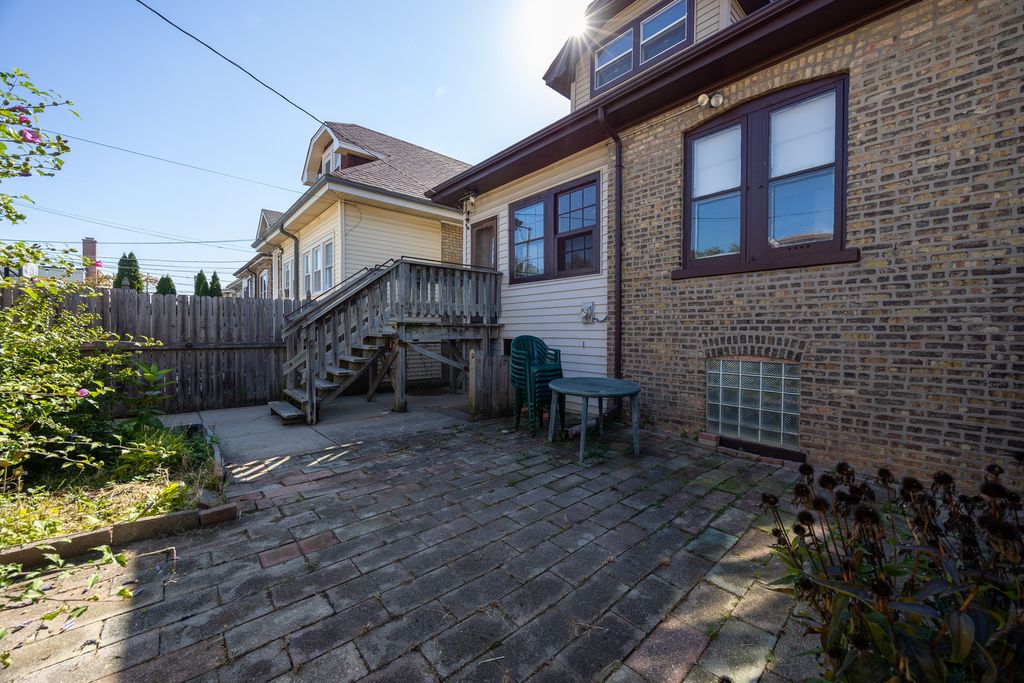 5226 W Wolfram Street, Chicago, IL 60641 — photo 5