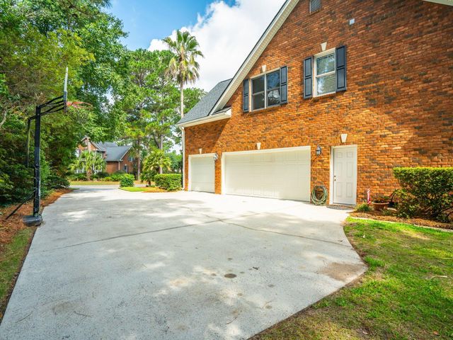 2609 John Boone Court, Mount Pleasant, SC 29466